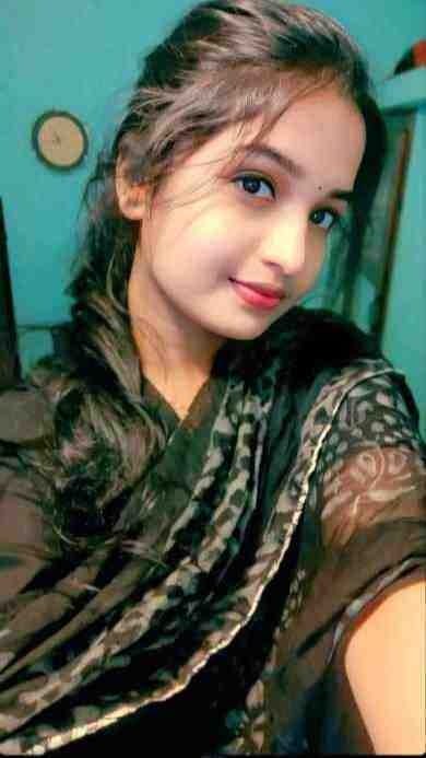 Sakshi Chauhan in Btm
