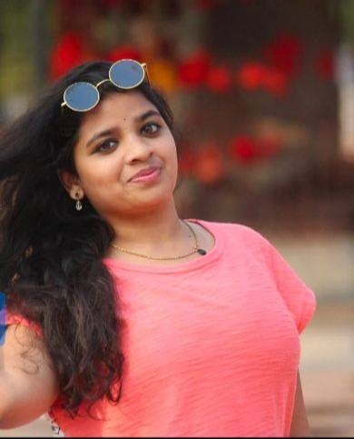 Mansi Dubey in Indore