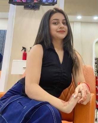 Juhi Pandey in Indore