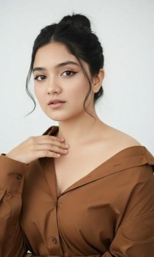 Riya Patel in Moshi