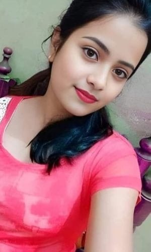 Ragini Yadav in Moshi