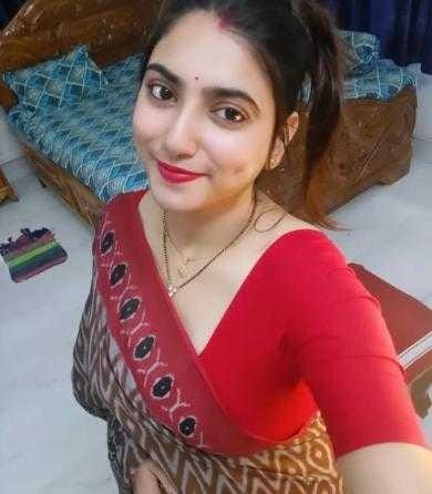 Divya Nair in Narhe